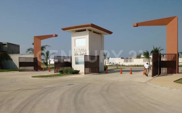Terreno en Venta, Carretera Antigua a Barrilas, Coatzacoalcos, Veracruz.
