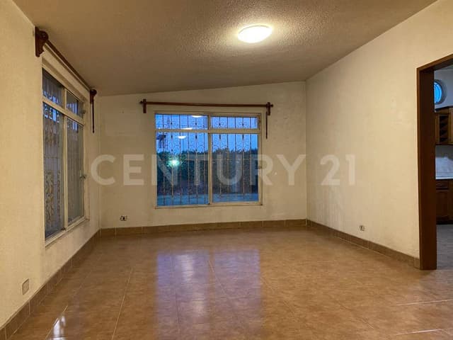 Venta Casa de un piso con amplio jardín de 300 m2, Santiago Momoxpan