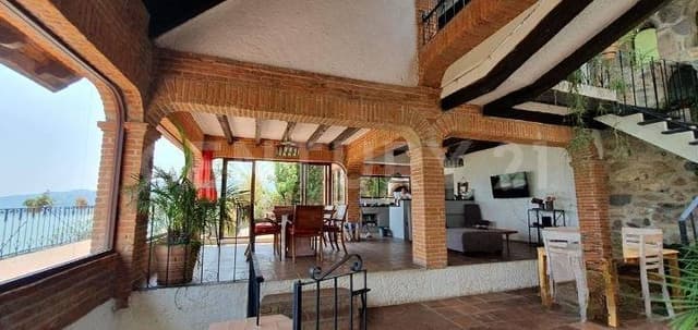 CASA RENTA VALLE DE BRAVO VISTA AL LAGO