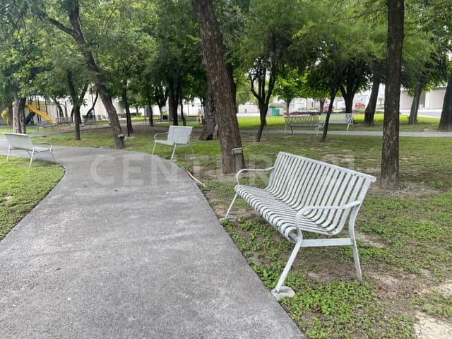 Casa Amueblada esquina Renta Estancias de Valle de Plata Apodaca Nuevo León