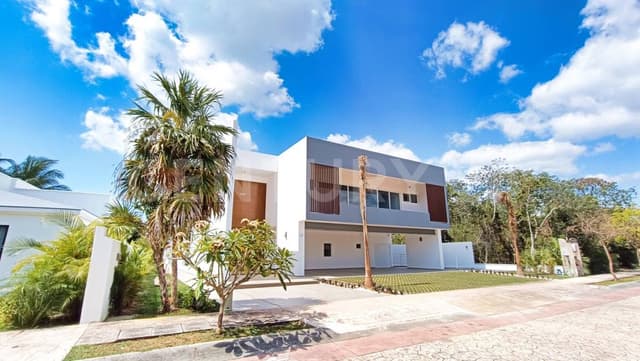 Casa en Venta, Residencial Lagos del Sol, Cancún