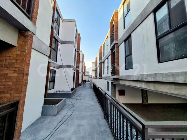 DEPARTAMENTO EN VENTA | SANTA CATARINA, NL