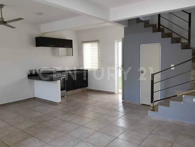 Casa en Renta en Privada Idilia, Conkal, Yucatán