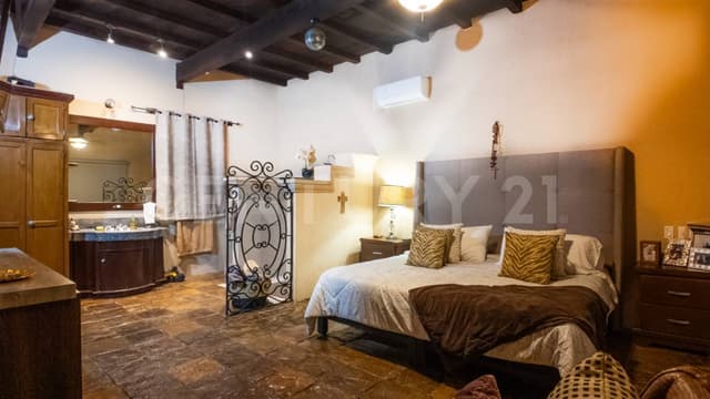 Terreno en venta en avenida Hotelera en cabo san lucas