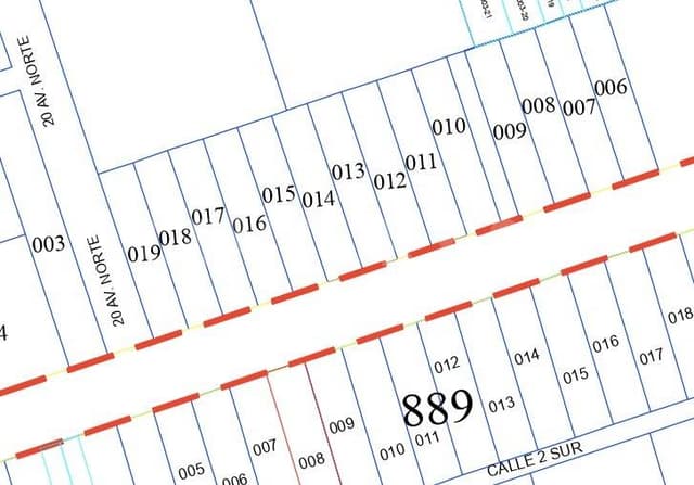 Lote en venta sobre la Avenida Tulum en la Región 12, Tulum, Quintana Roo.