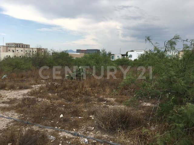 SE VENDE TERRENO DE 5,778 M2 SOBRE BLVD. SARMIENTO AL NORTE DE SALTILLO