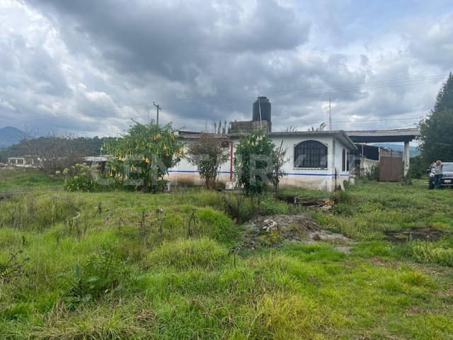 Casa a pie de carretera en Cuadrilla de Dolores, Carretera a Temascaltepec