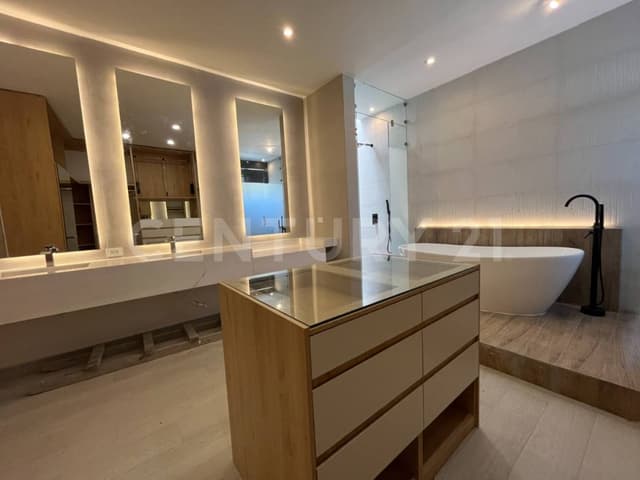 Residencia de lujo en Bosques de las Misiones, Sector Encino – Santiago, N.L.