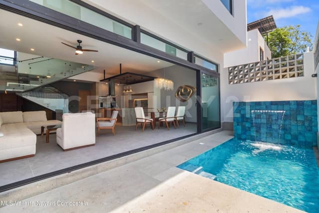 Casa en venta inteligente de lujo en Fluvial Vallarta, Puerto Vallarta