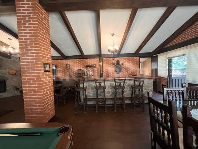 Se vende árbol de navidad con 3 chalets en Villa Alpina, Naucalpan, Edo. México