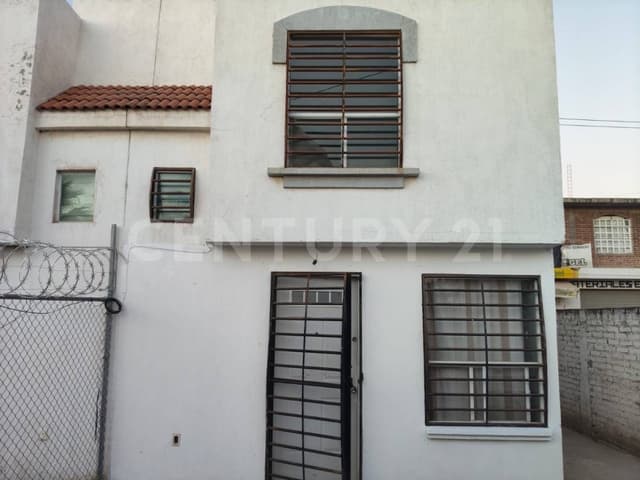 Se renta casa en Brisas del Pedregal, en León, Gto.