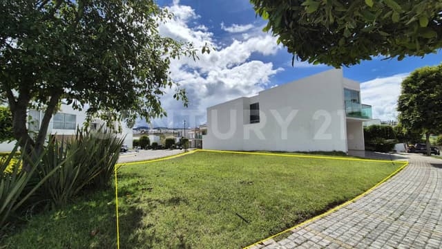 VENTA DE TERRENO EN ESQUINA EN PARQUE CAIRO! LOMAS II DE ANGELOPOLIS!