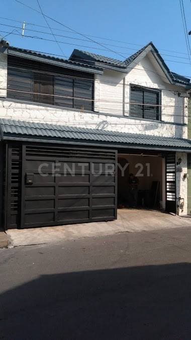 CASA EN VENTA EN COL. VALLE VERDE 3 SECTOR EN MNONTERREY