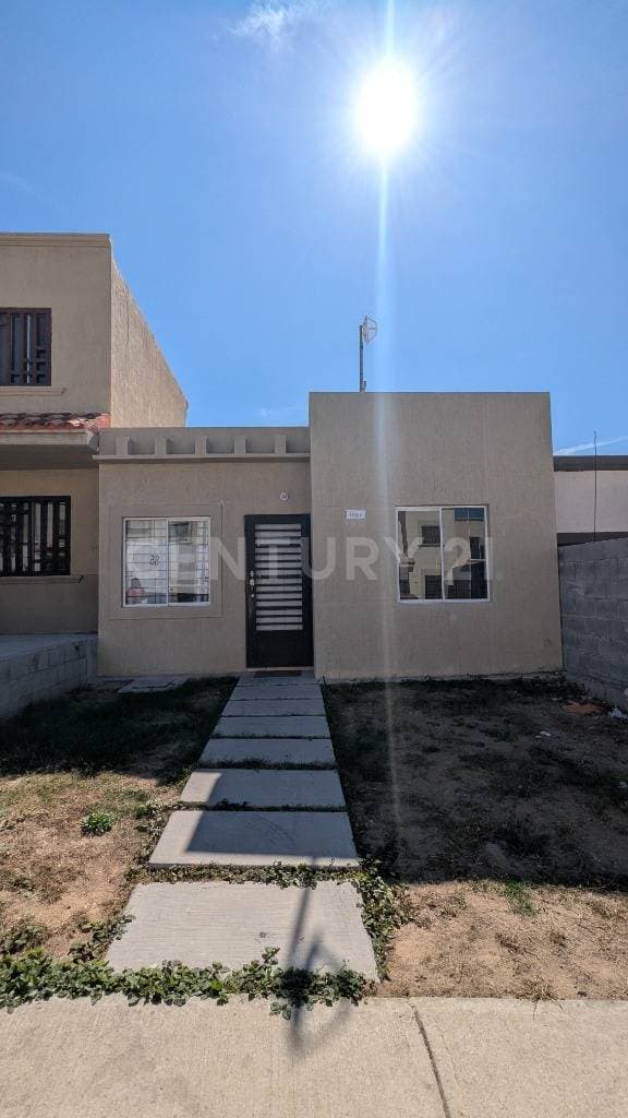 CASA EN VENTA EN FRACC. STANZA MAGNOLIA, MAZATLÁN, SINALOA.
