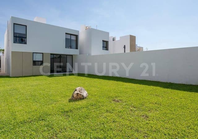 CASA EN VENTA EN MERIDA CHOLUL