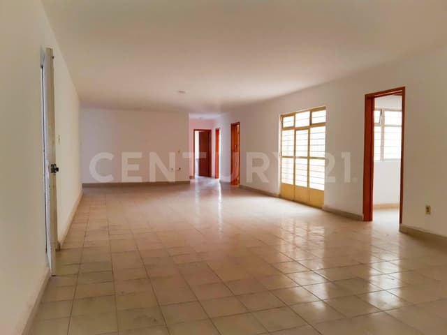 CASA EN VENTA ZONA MIRADOR, AZCÁRATE!!! IDEAL PARA OFICINAS, ESCUELA, CLINICA!!!