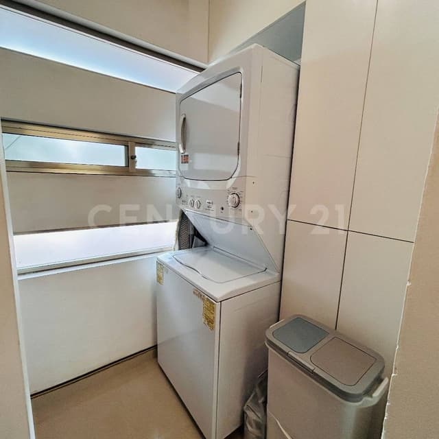 Casa familiar en Venta con Alberca - Residencial Arbolada