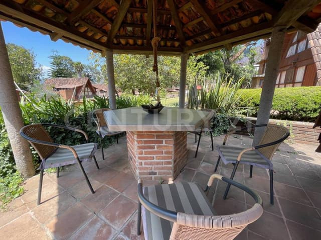 CABAÑA EN VENTA, EN VALLE DE BRAVO.