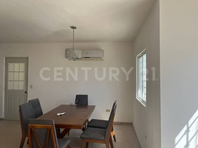 CASA EN RENTA MONTEREAL SJC