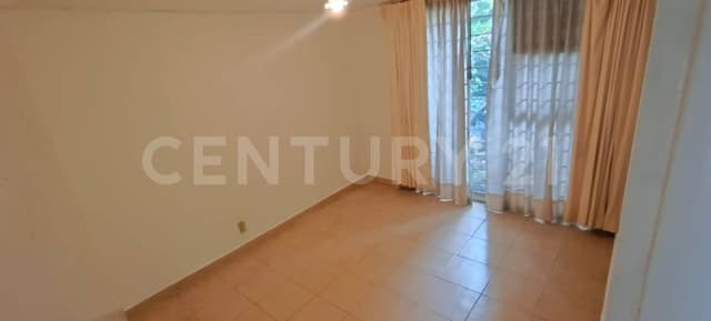 Casa en Venta en Valle Dorado, Tlalnepantla, Edo. Méx