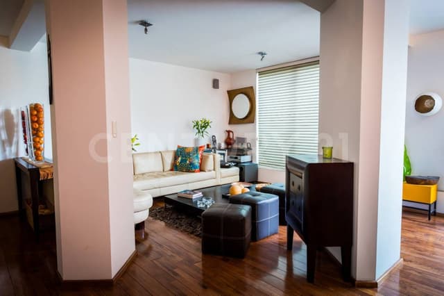 CASA EN VENTA.En Desierto de los Leones #5028, espacios luminosos y tranquilidad