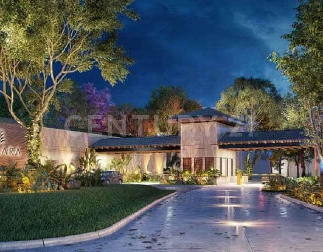 Terreno en venta de 831 m2 en privada residencial Tamara zona Country Mérida.