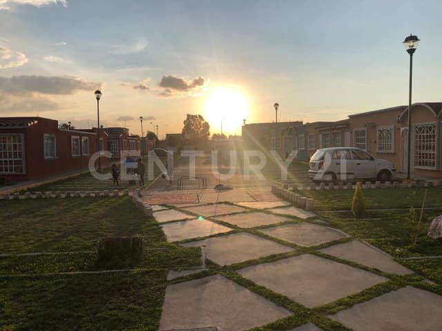 Casa en venta en Las Plazas, Zumpango, Estado de México.