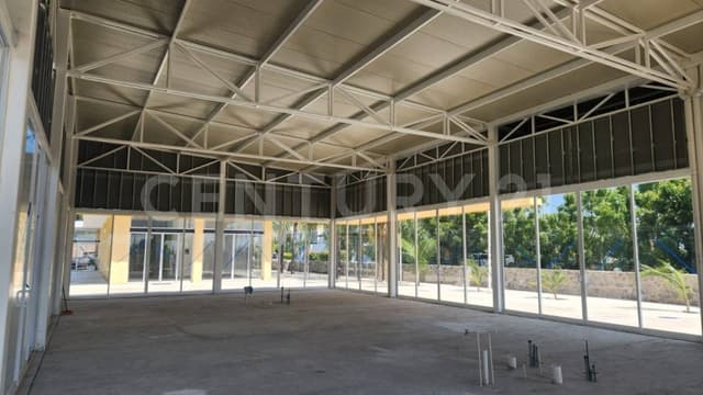 LOCAL EN RENTA EN LA EXHACIENDA DEL CARMEN