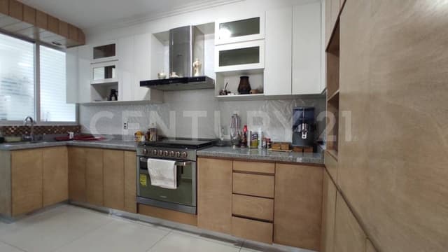 Casa en Venta en Fraccionamieto Bosques de San Juan, San Juan del Río, Querétaro