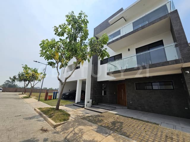 CASA EN VENTA, RESIDENCIAL HACIENDAS VILLAHERMOSA, CENTRO TABASCO