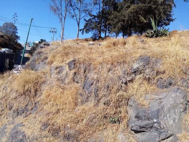 Terreno en venta para a 5 minutos de los Portales, Toluca.