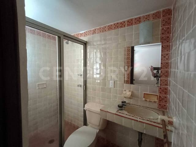 Casa en renta en Colonia Jardines de San Mateo, Tlalnepantla. Estado de México.