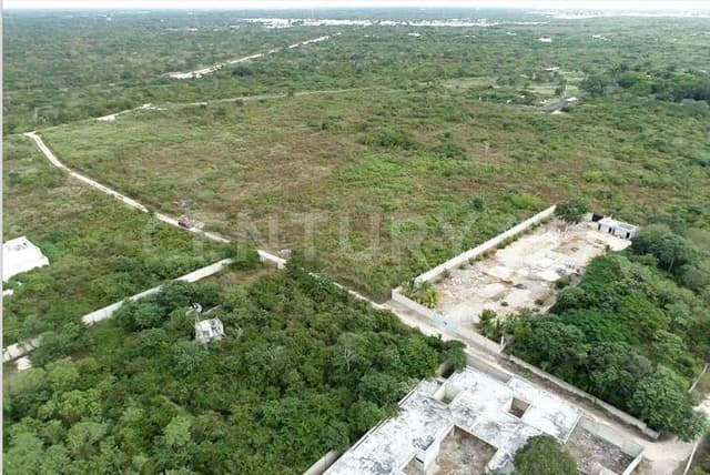 Terreno en venta en Cholul zona norte Merida Yucatan
