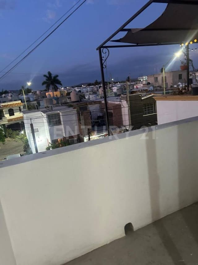 Casa en venta ubicada en Valle Dorado