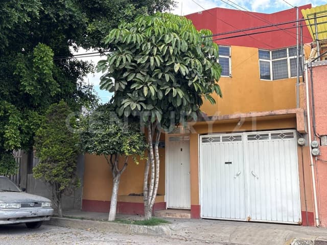 Venta de Casa en Jardines de Morelos, Ecatepec Estado de México
