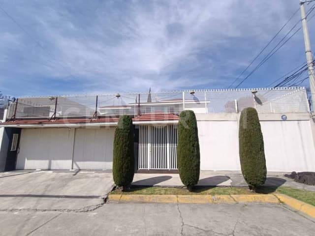 Casa en Venta en Bosque De Echegaray, Naucalpan, Estado De México