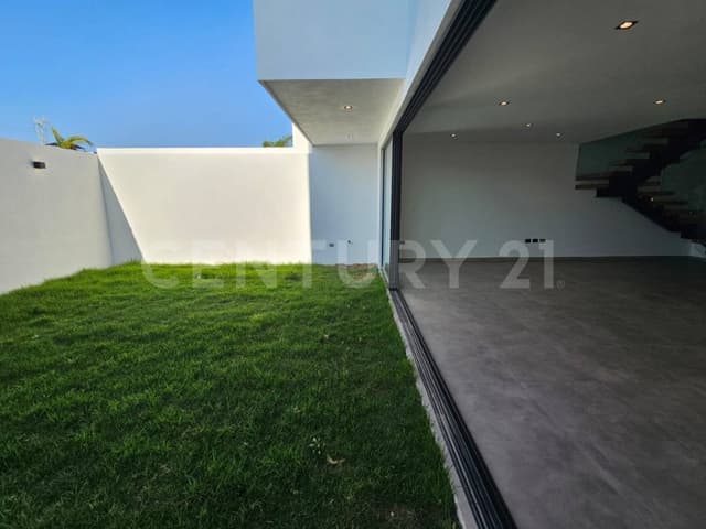 VENTA CASA 3 RECÁMARAS y CUARTO SERVICIO PARQUE TLAXCALA,LOMAS DE ANGELÓPOLISIII