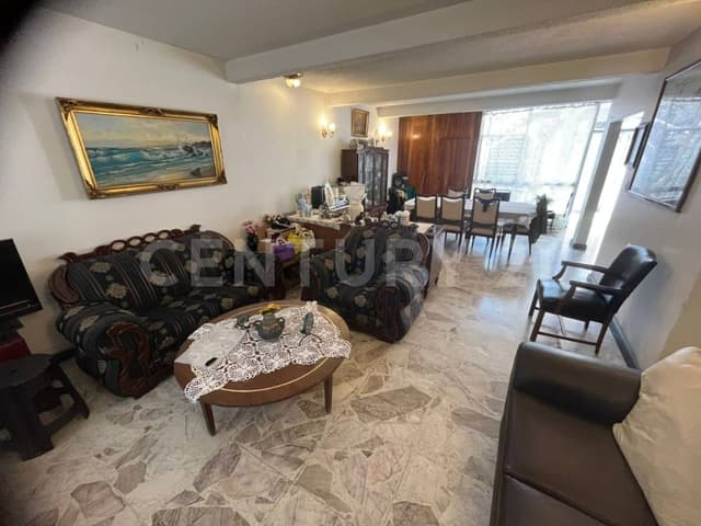 Venta de Casa con un departamento en Jardín Balbuena, Venustiano Carranza, CDMX