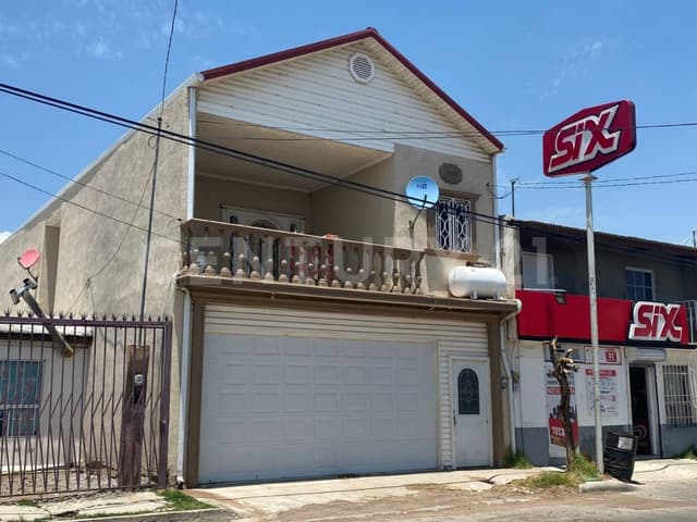 CASA EN VENTA COL. PENSIONES CIVILES C.P. 31501 EN CD. CUAUHTEMOC, CHIHUAHUA.
