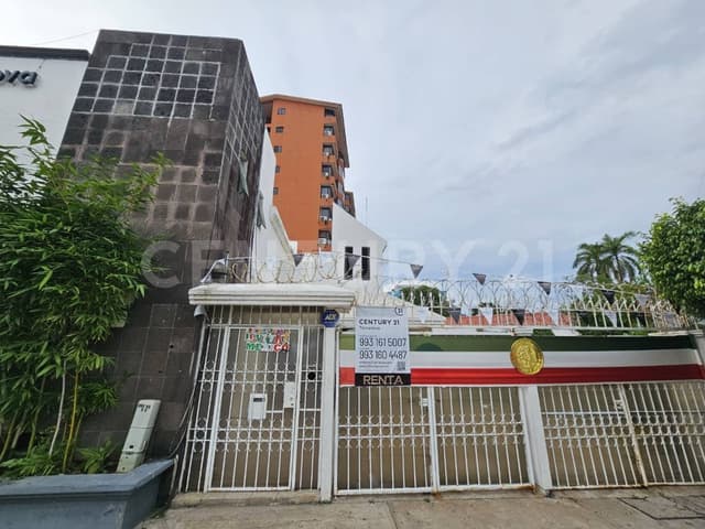 CASA EN ESQUINA EN RENTA EN TABASCO 2000, 27 DE FEBRERO Y PASEO TABASCO