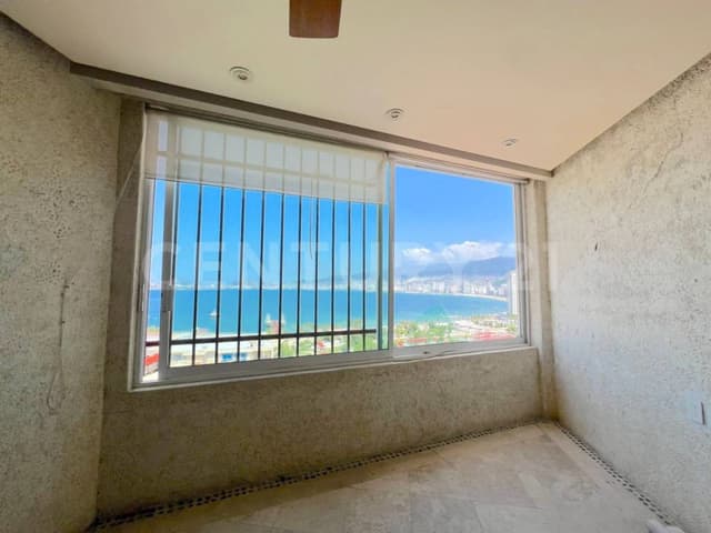 CASA EN CONDOMINIO EN VENTA EN JOYAS DE BRISAMAR, ACAPULCO, GRO.