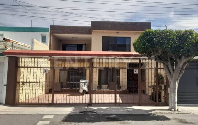 CASA EN VENTA, JARDINES DE LA HACIENDA, QUERETARO