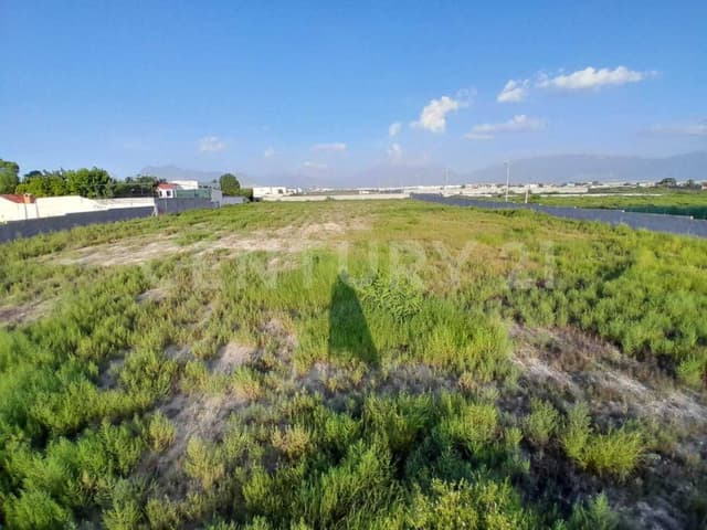 SE VENDE TERRENO 10,000 M2 EN EULALIO GUTIÉRREZ