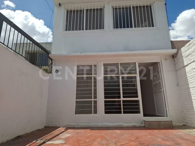 Casa en renta en Colonia El Rosario, Azcapotzalco, Ciudad de México.