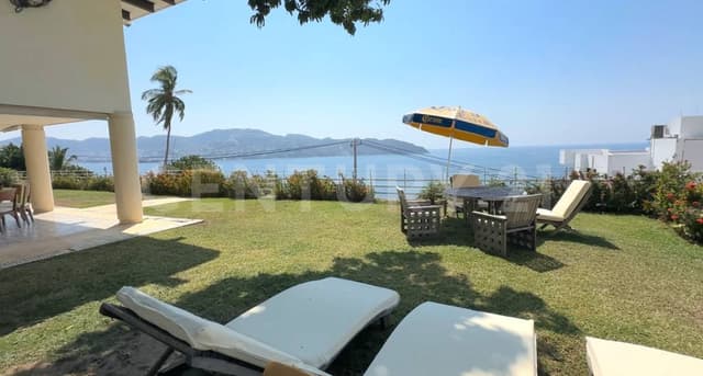 CASA EN VENTA EN LAS PLAYAS, ACAPULCO, GRO.