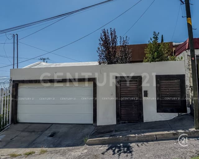 CASA EN VENTA EN CAMPANARIO IV CHIHUAHUA, CHIH.