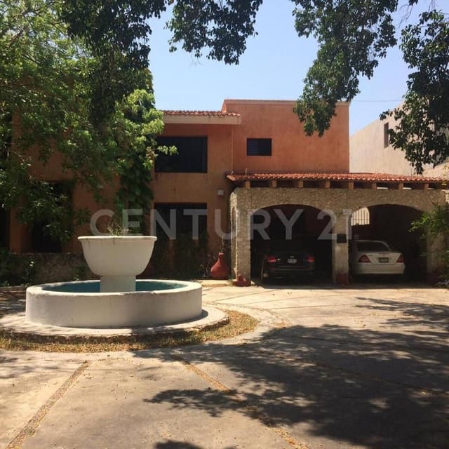 Casa en Venta Club de Golf La Ceiba