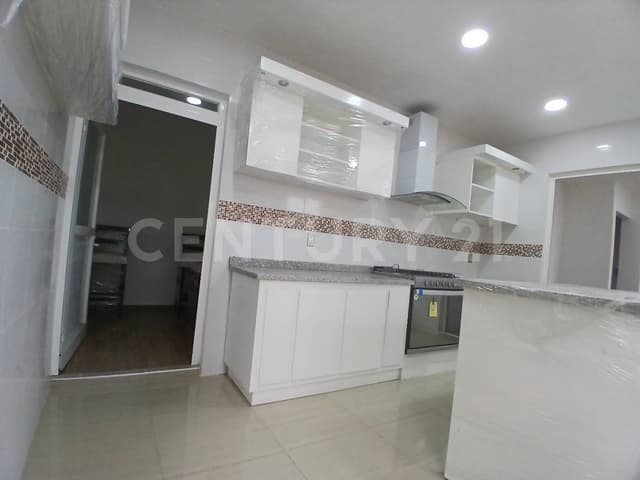 VENTA RESIDENCIA EN REAL DE ARCOS, METEPEC, MÉXICO