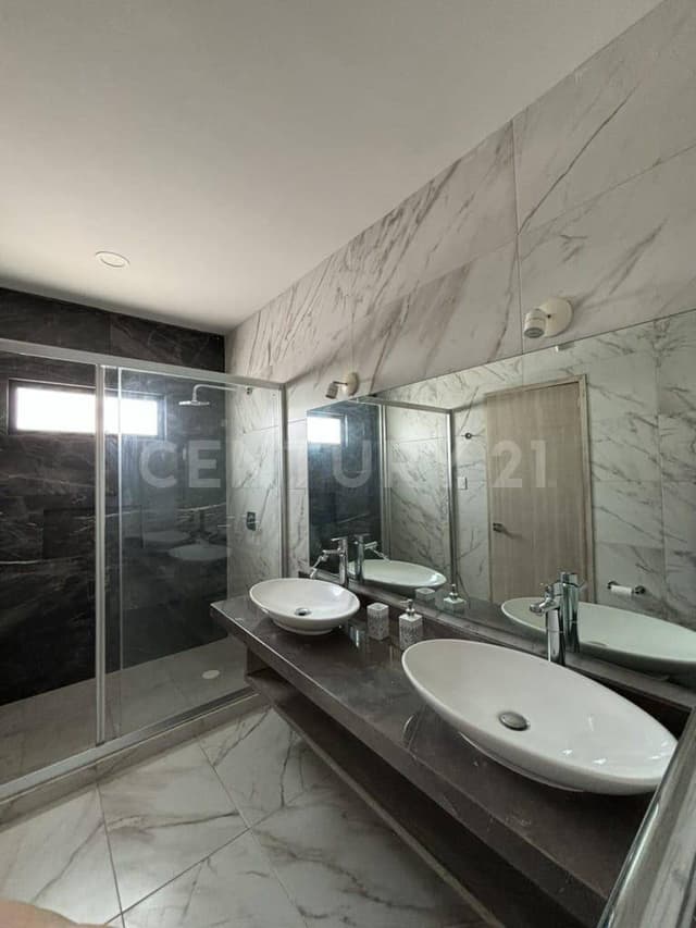 CASA EN RENTA EN RESIDENCIAL PUNTA TIBURON, RIVIERA VERACRUZANA.