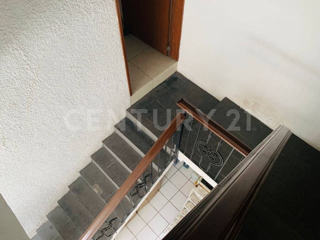 Casa En Venta En Jardines Del Bosque.